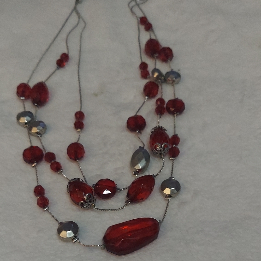 8/$10 Paparazzi Red and Silver Layered Necklace - Picture 4 of 5